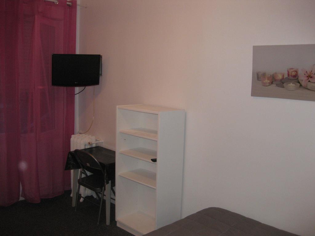 Le Monopole Hotel Reims Room photo