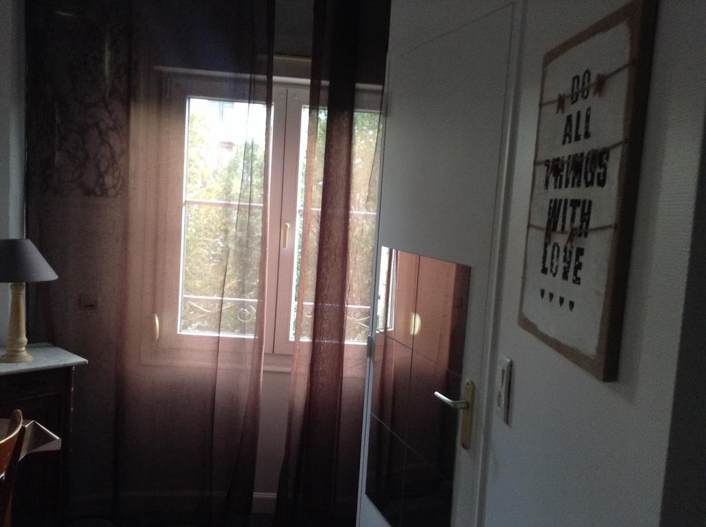 Le Monopole Hotel Reims Room photo