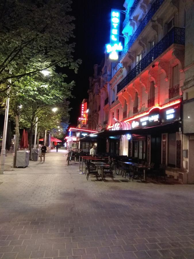 Le Monopole Hotel Reims Exterior photo
