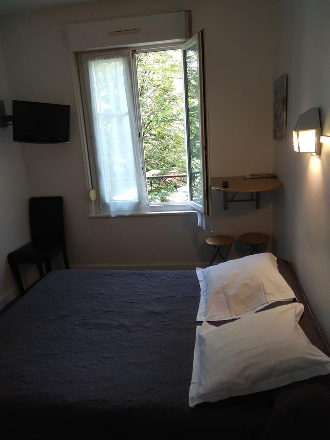 Le Monopole Hotel Reims Exterior photo